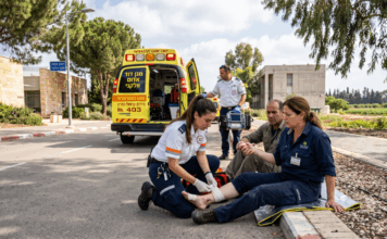 בת 48 פונתה במצב קשה לאחר שהוכשה על ידי נחש