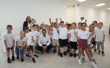 כ-60 אלף תלמידות ותלמידים פתחו הבוקר את שנת הלימודים תשפ"ז במערכת החינוך בראשון לציון